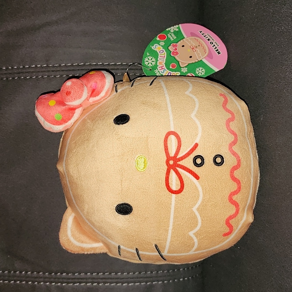 Brand new Gingerbread Hello Kitty Saniro Squishmallows